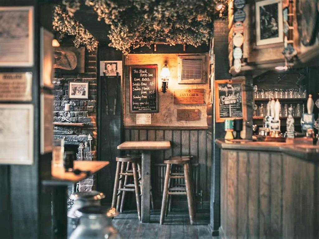 The Black Horse Inn Maidstone Dış mekan fotoğraf